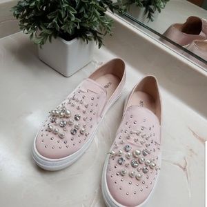 New dusty pink silk slipons